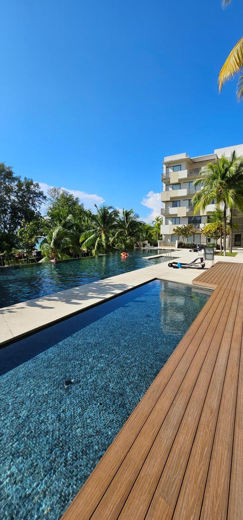 By The Sea Luxury -