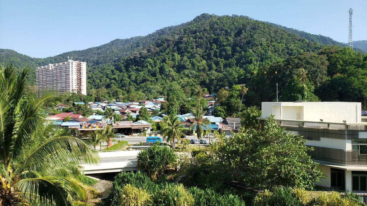 By The Sea Luxury - Apartment Batu Ferringhi